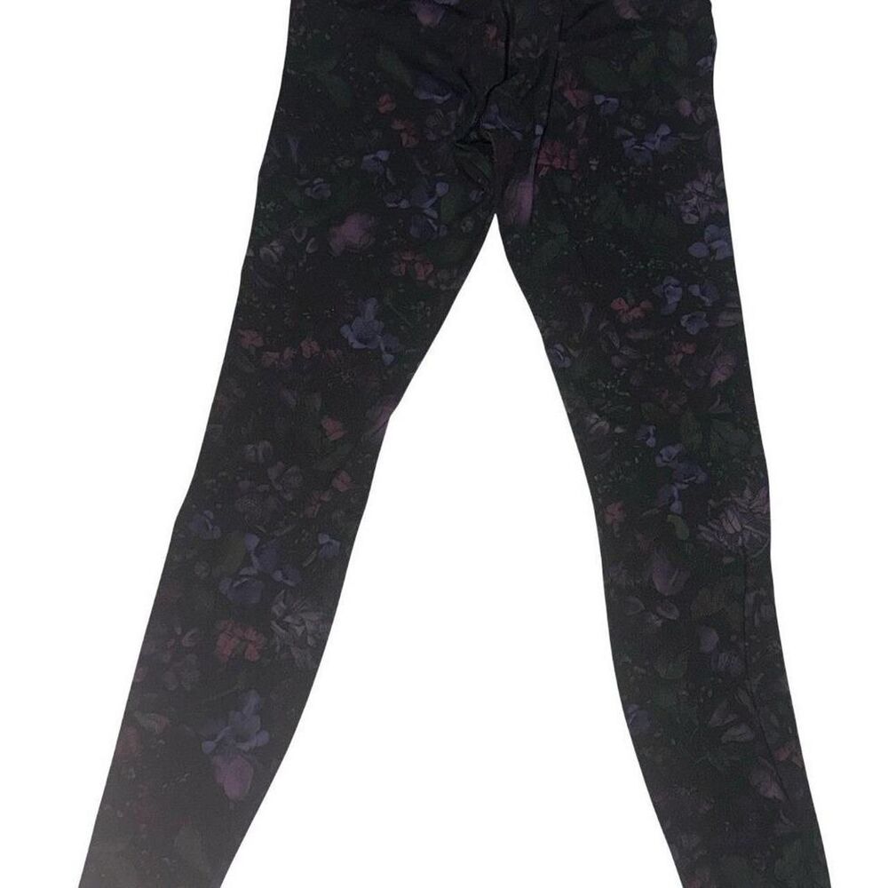 Lululemon Women's Black and Purple Leggings